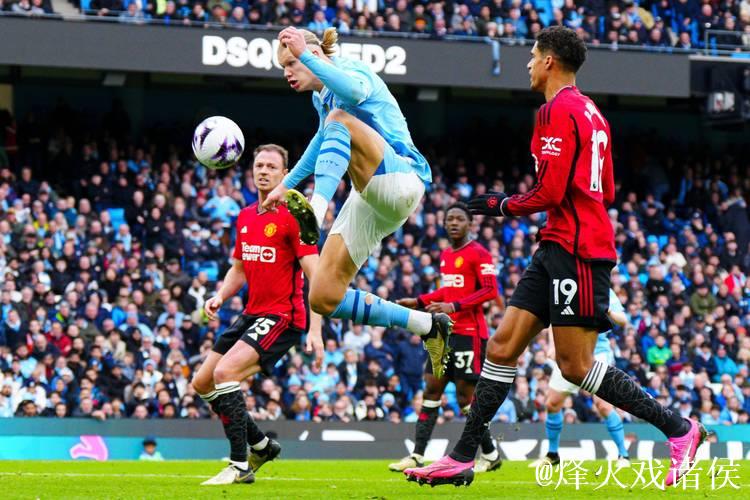 哈兰德英超进球效率超C罗两倍,打破纪录震撼足坛 哈兰德英超进球效率超C罗两倍,打破纪录震撼足坛